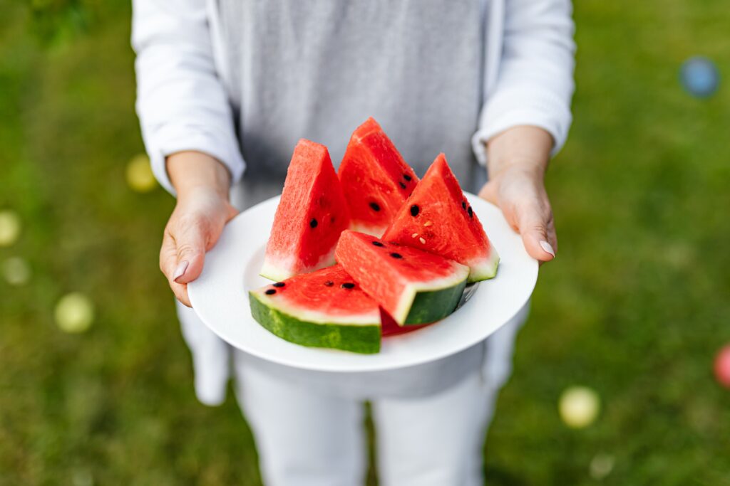 manfaat semangka untuk kecantikan (3)