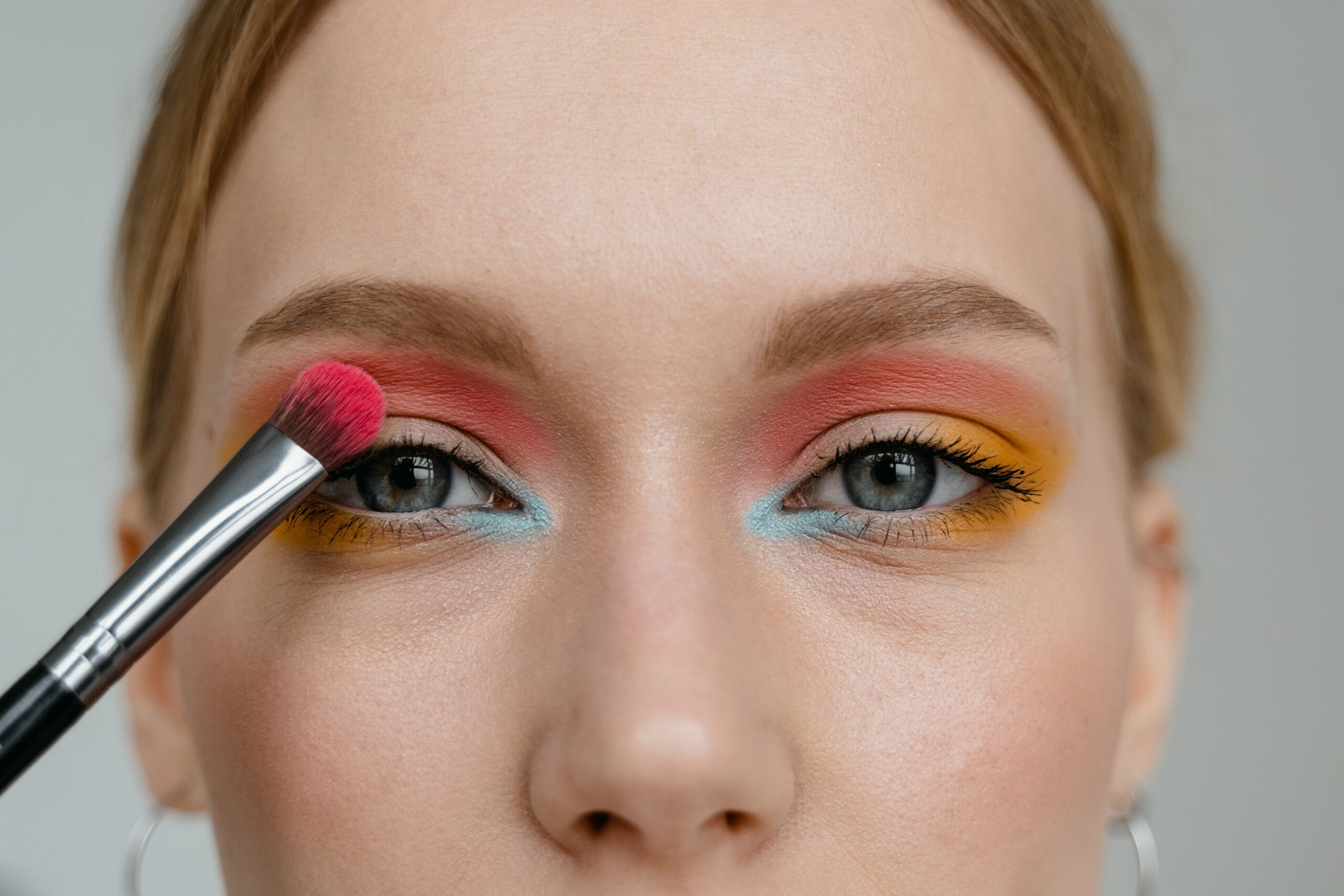 cara membersihkan brush makeup (1)