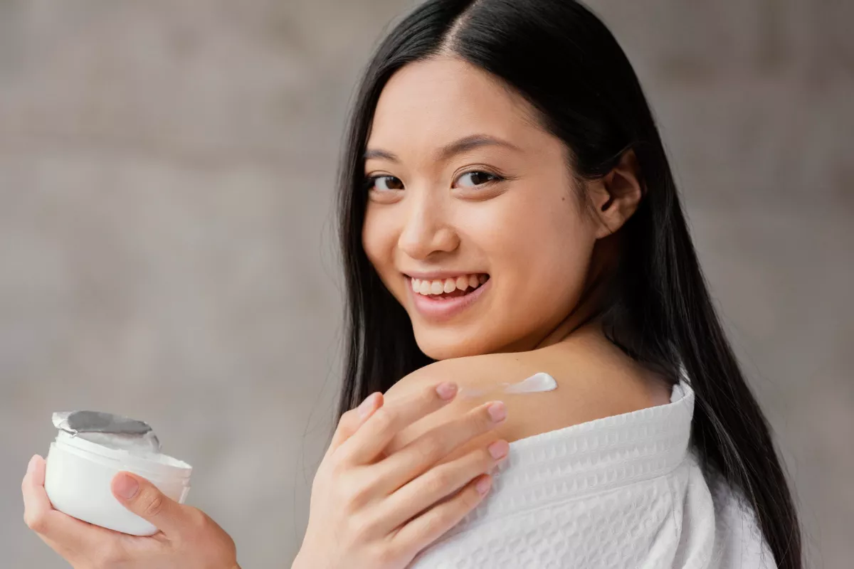 Beda Skincare Brightening, Lightening dan Whitening yang Harus Kamu Tahu