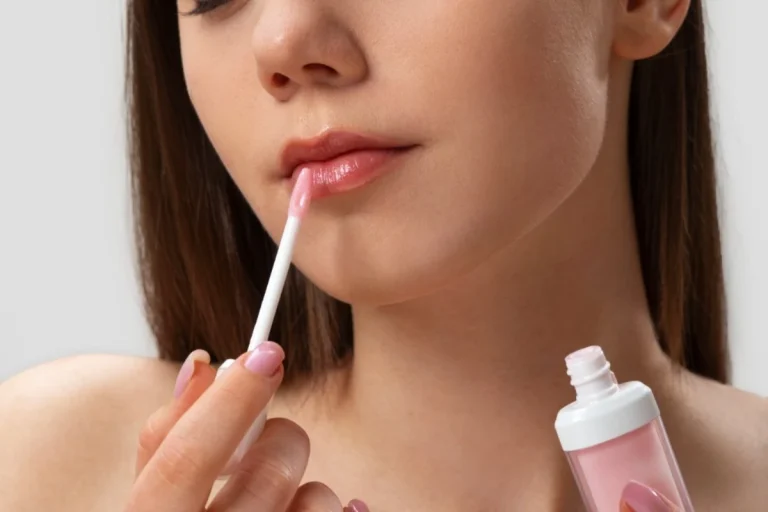 5 Cara Membuat Lip Plumper yang Berkualitas untuk Brand Sendiri