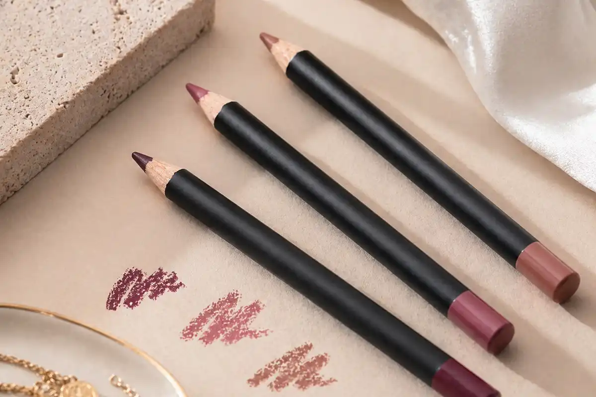 Fungsi Lip Liner untuk Bibir yang Lebih Memukau