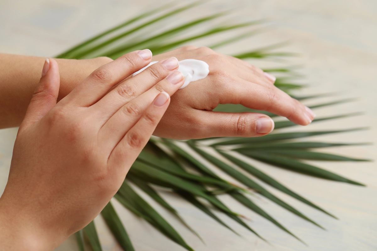 manfaat hand cream