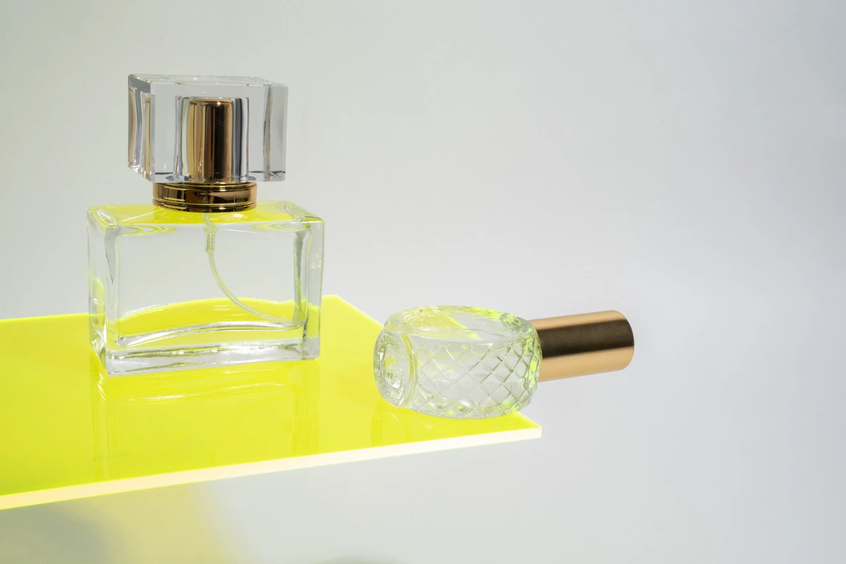 perbedaan body mist dan body cologne