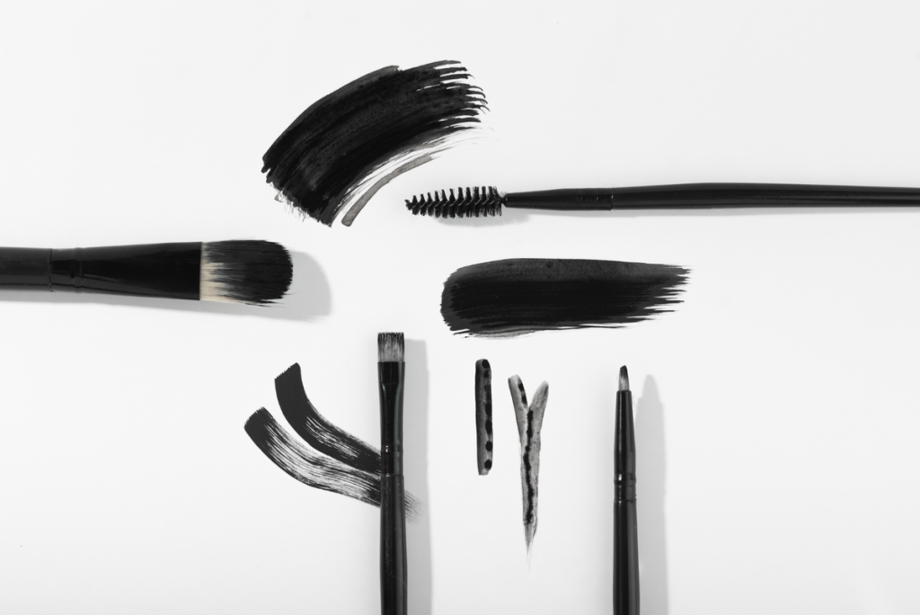 cara mencairkan eyeliner gel yang sudah kering