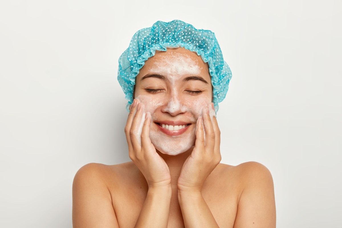 kandungan facial wash untuk kulit kering