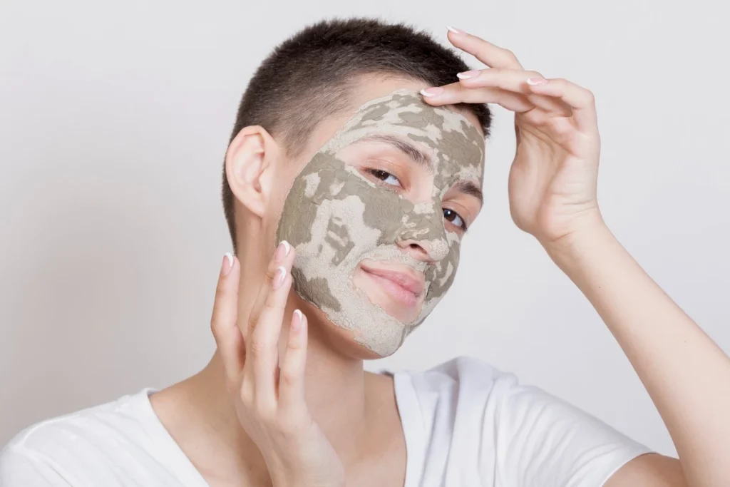 apakah clay mask termasuk eksfoliasi