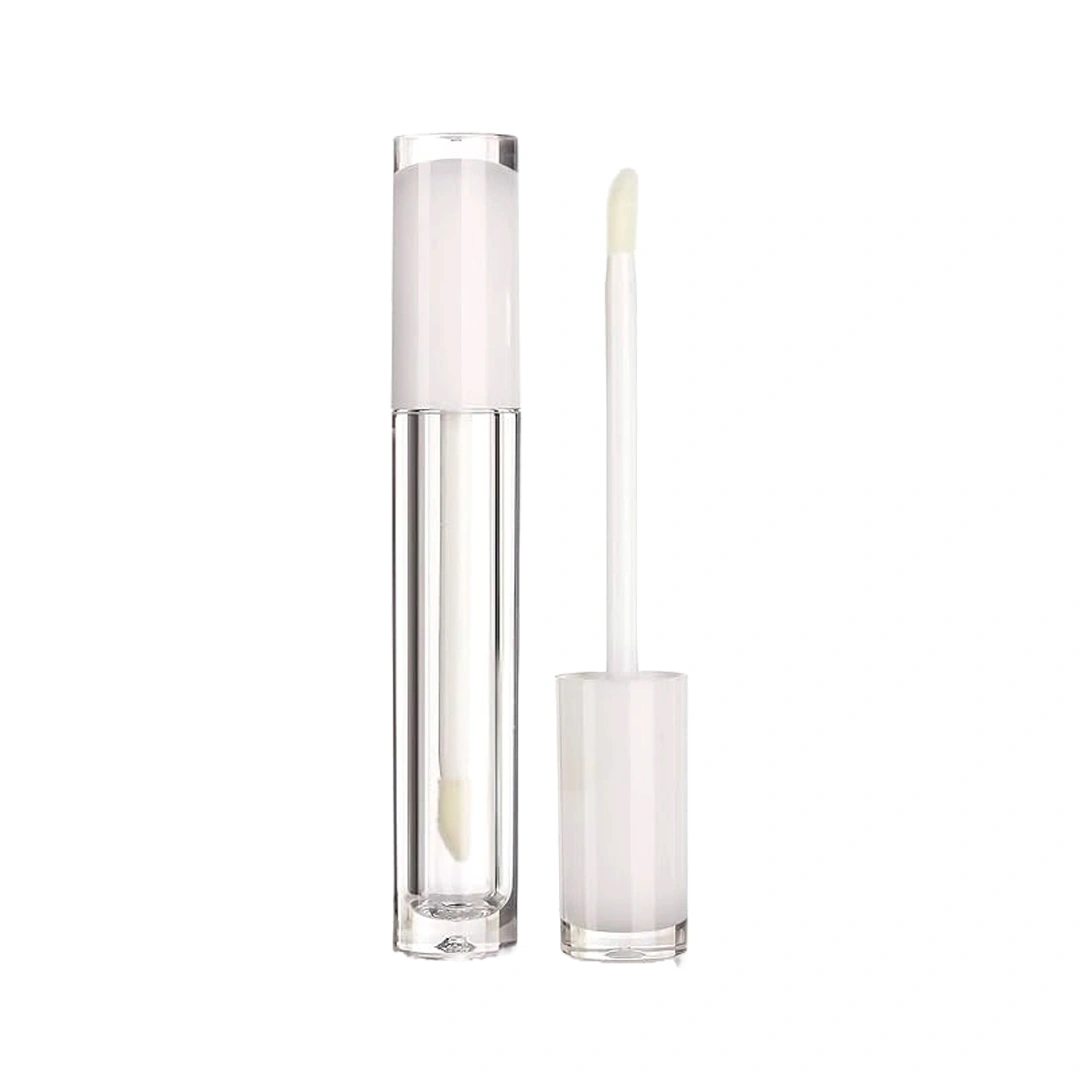 TUBE WITH APPLICATOR (LIP VELVET)