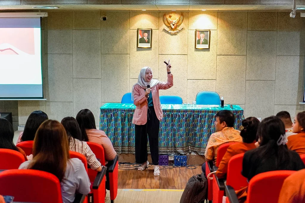 Wendy Martian, pembicara seminar kolaborasi Mash Moshem x UKWMS