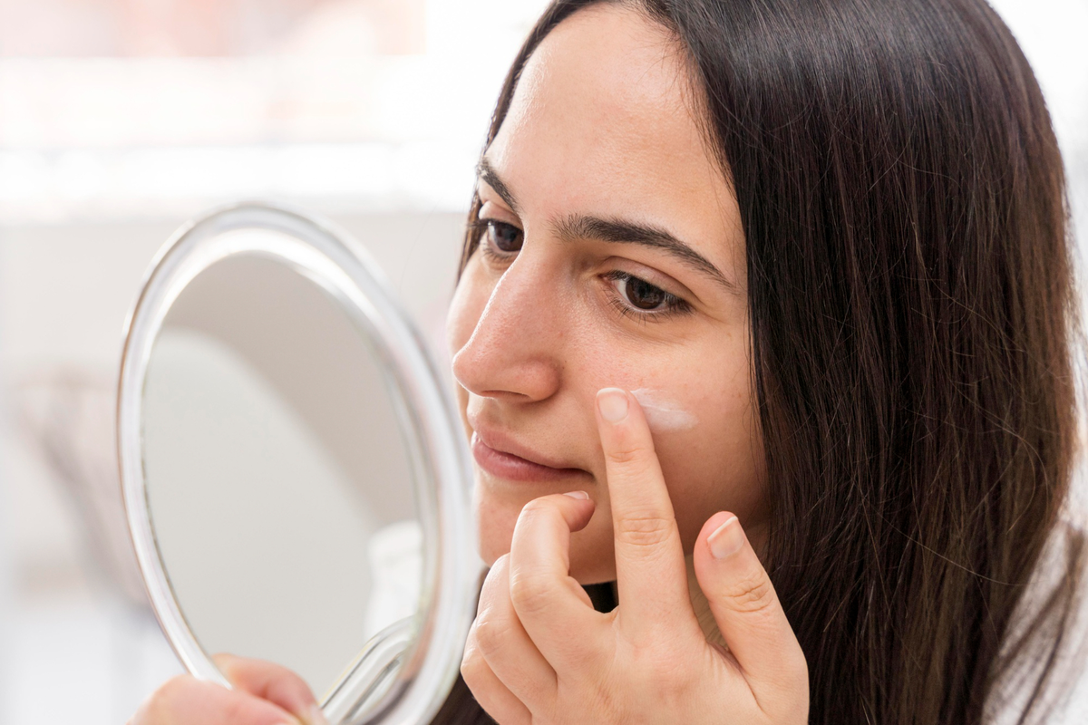 apakah snail mucin bisa mengecilkan pori pori