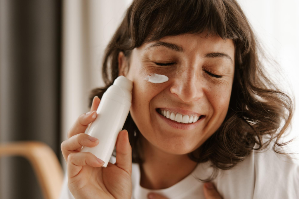 kulit kombinasi cocok pakai sunscreen jenis apa