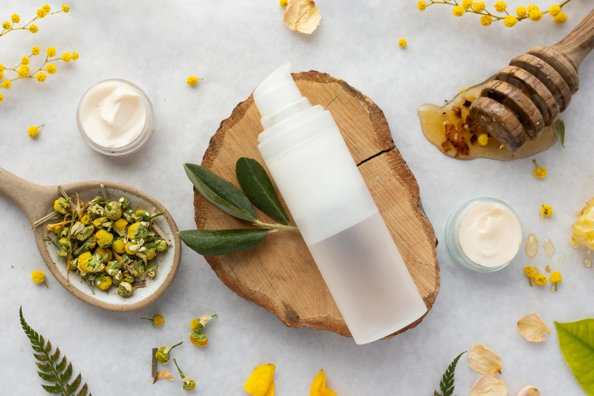 apakah witch hazel aman untuk kulit sensitif