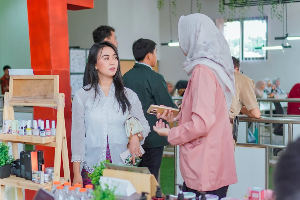 Sharing sesion Dinas Koperasi UKM Jatim 