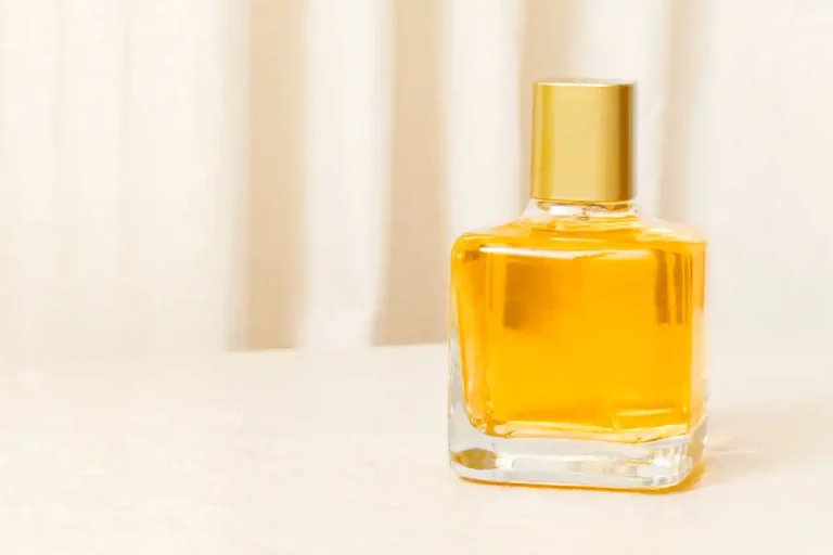 6 Cara Membuat Parfum dari Kulit Jeruk Secara Mandiri di Rumah