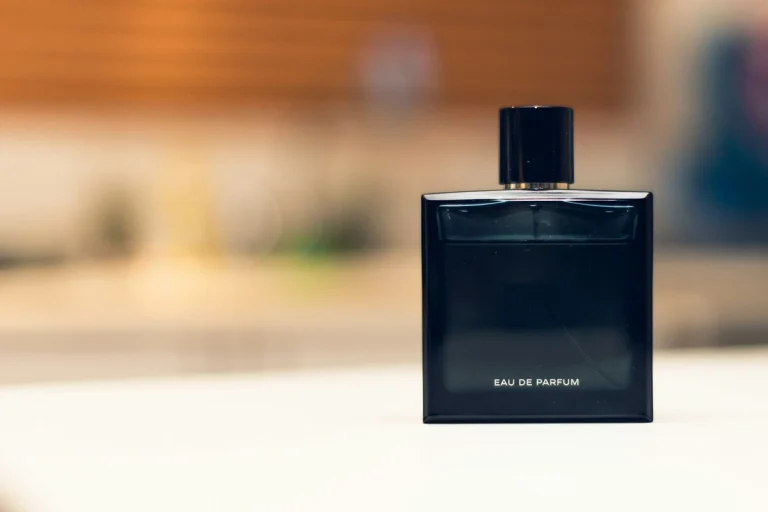 Aromanya Bikin Nagih! 7 Cara Membuat Parfum dari Teh di Rumah Aja