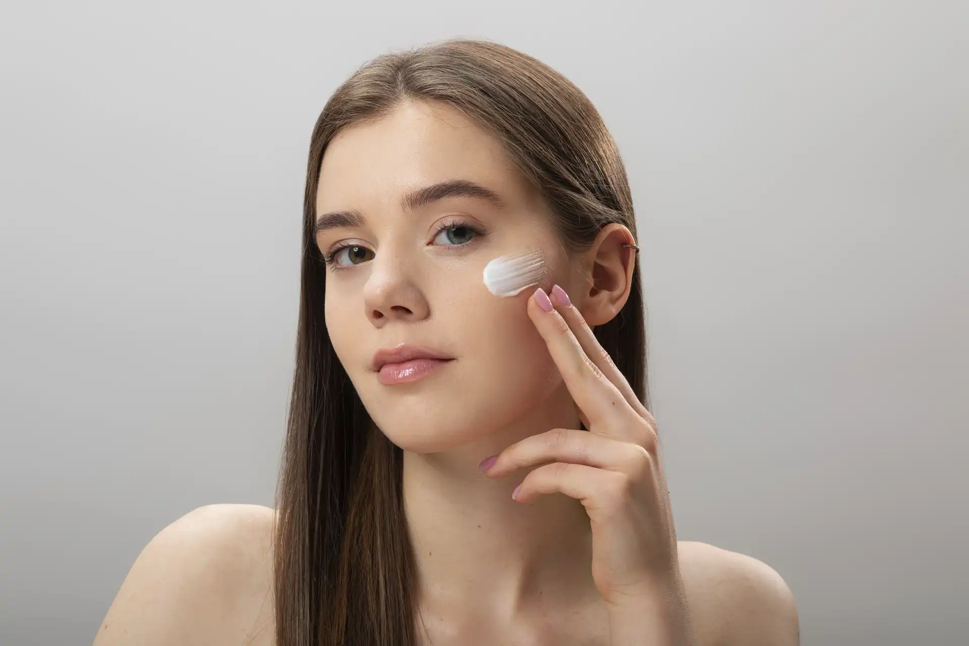 apakah reapply sunscreen harus cuci muka dulu