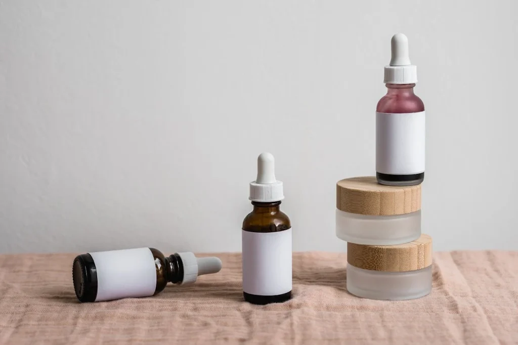 bagaimana bahan kemasan mempengaruhi masa simpan produk skincare