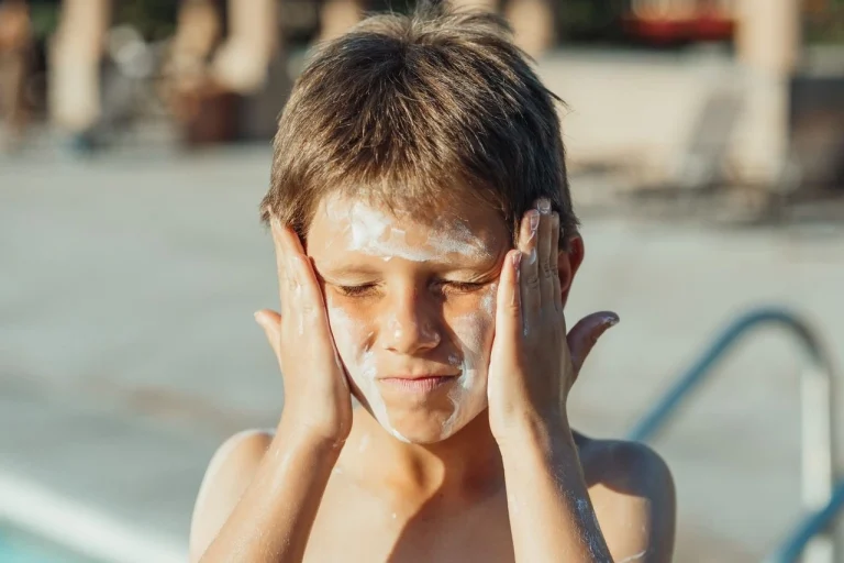 Chemical Sunscreen untuk Kulit Apa? Cari Tahu Di Sini!