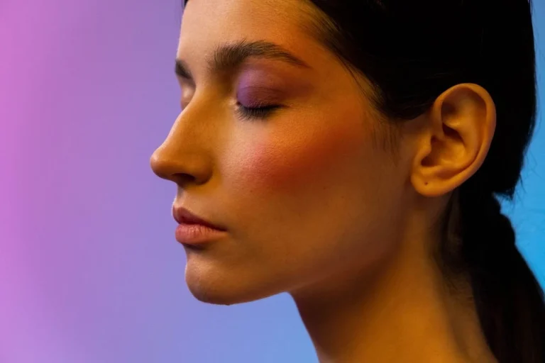 17 Warna Blush On untuk Kulit Sawo Matang agar Wajah Lebih Fresh