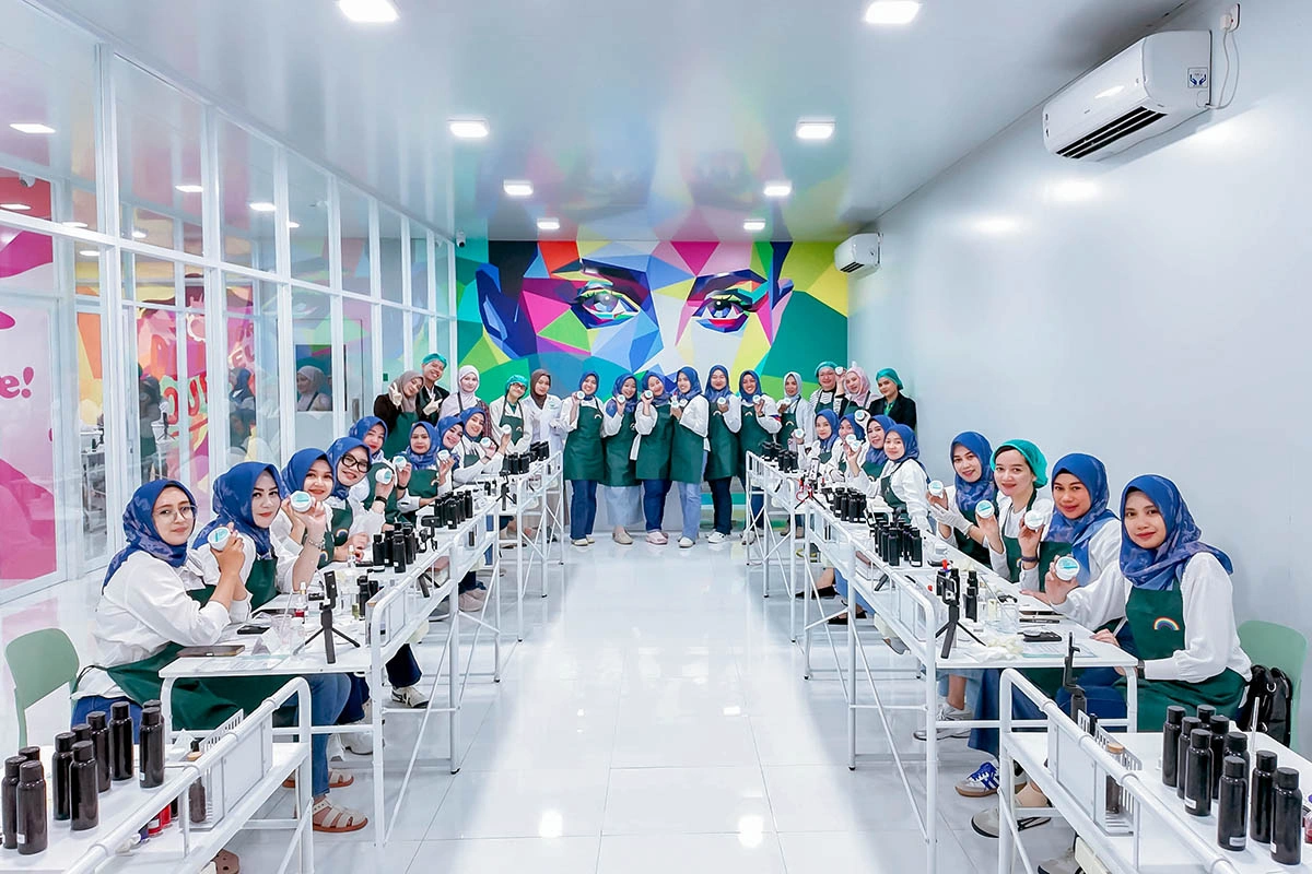 Foto bersama Bhayangkari Lantas Polres Blitar