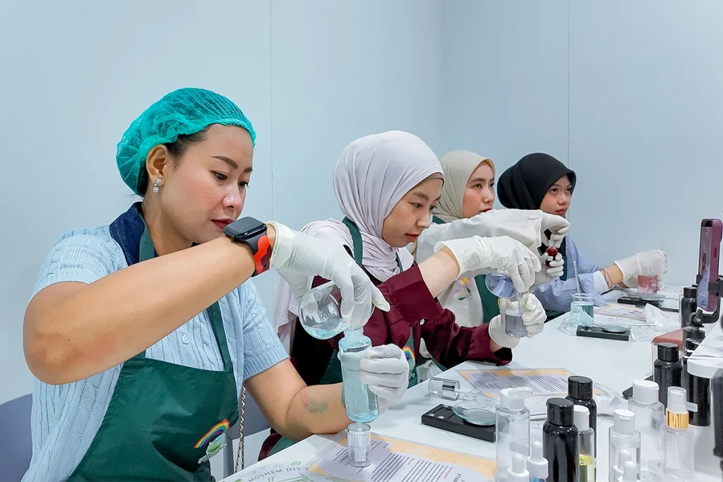 DIY Beauty Lab Vol. 24 2in1 Vitamin Spray Hair Care
